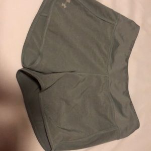 Grey silver under armour shorts XS